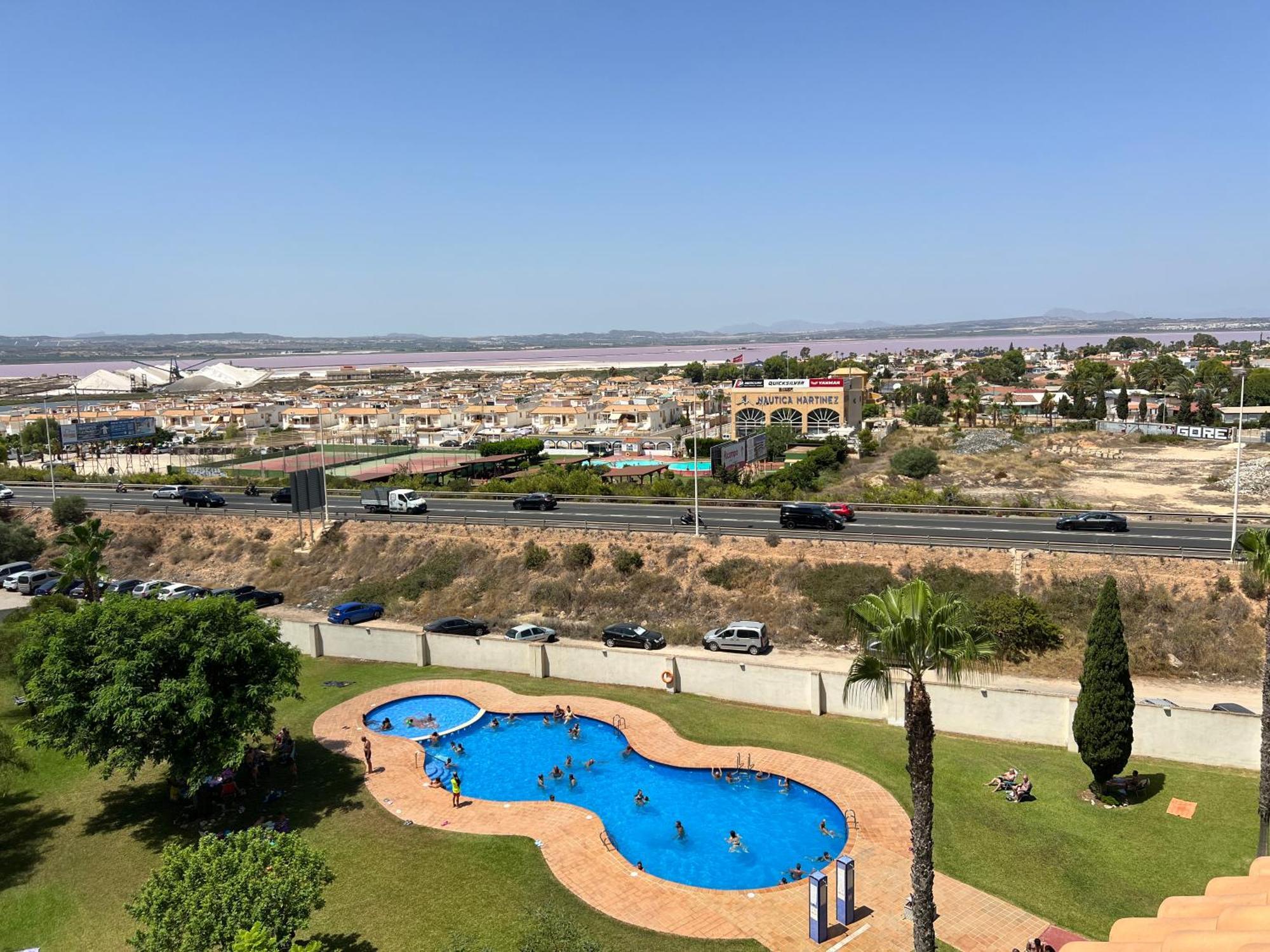Nice And Central Apartment Torrevieja Exterior photo
